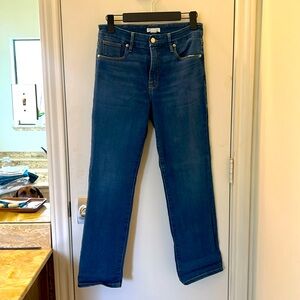 Good American Mid-Rise Straight Leg Jeans in Indigo